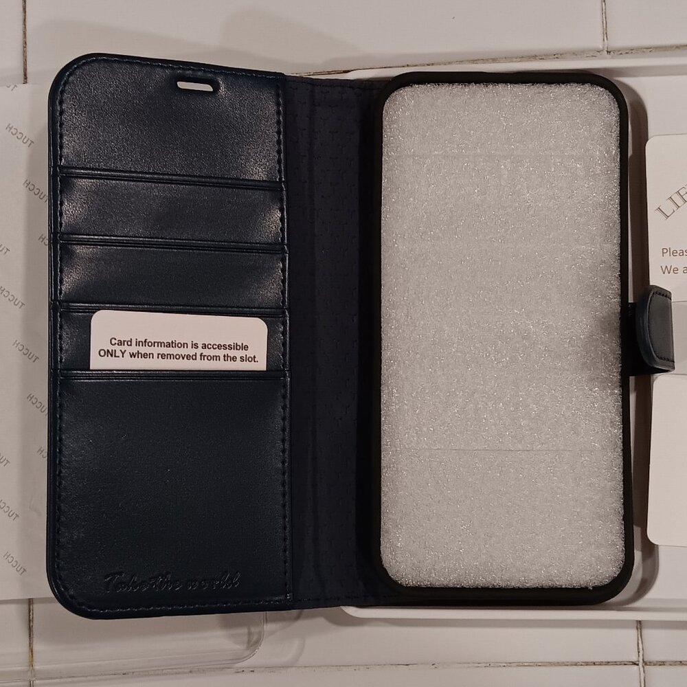 Tucch phone holder / wallet